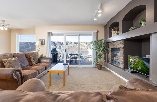 Paradise Canyon Golf Resort - Luxury Condo U403