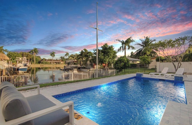 Paradise Escape Featuring Saltwater Pool and BBQ