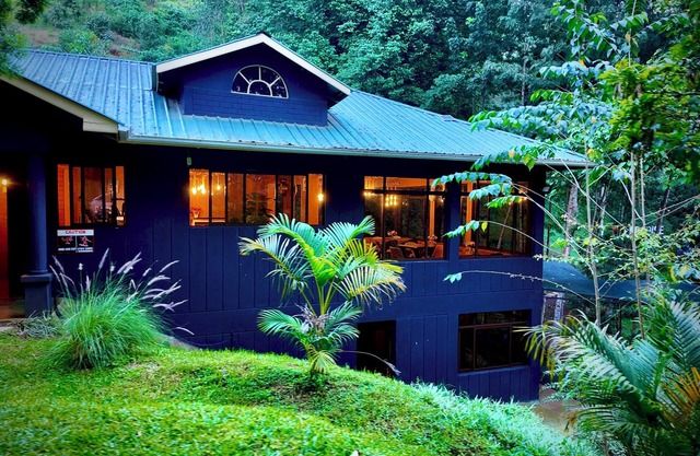 Paradise Farm Cottages Mbui