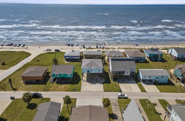 “Paradise Found” Second row beach house with spectacular views of the ocean!!!!