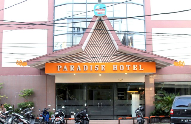 Paradise Hotel
