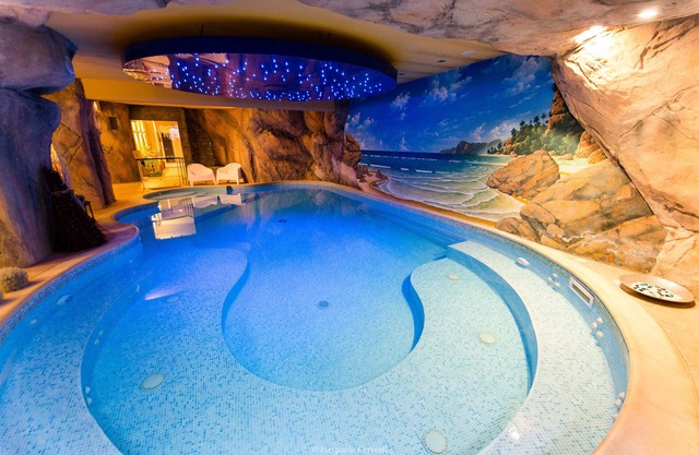 Paradise Hotel & Wellness