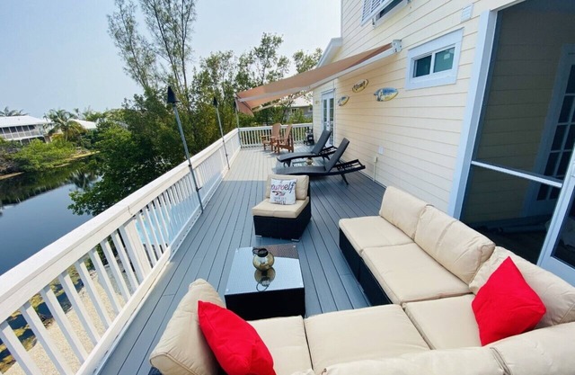 Paradise in Islamorada Venetian Shores