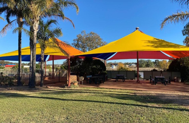 Paradise Lakes Motel Shepparton