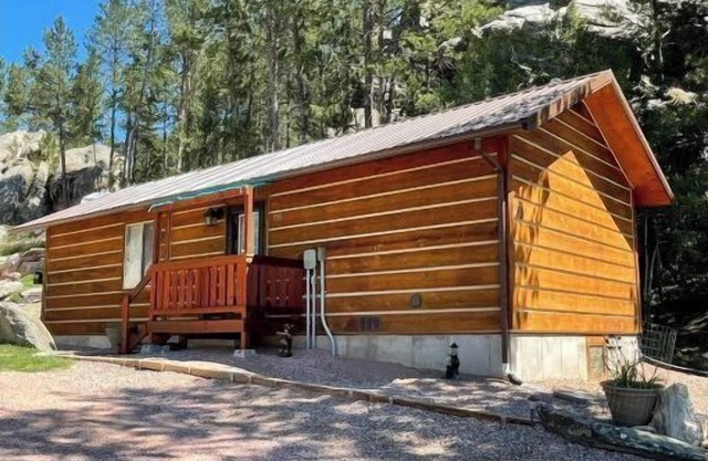 Paradise Land Cabin B