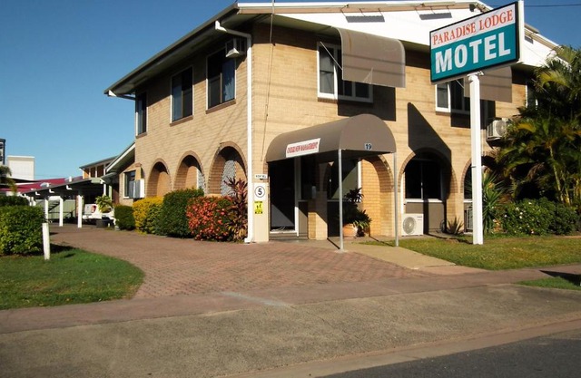 Paradise Motel