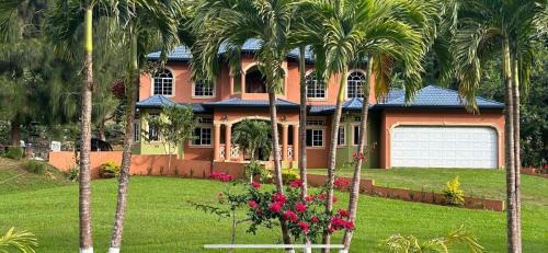 Paradise Palms Estate