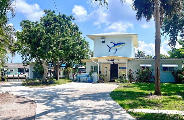 Paradise Point in St James City