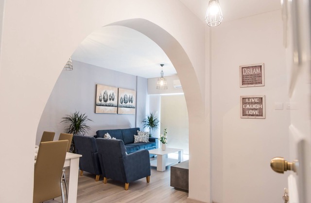 Paradise Promenade Apartment