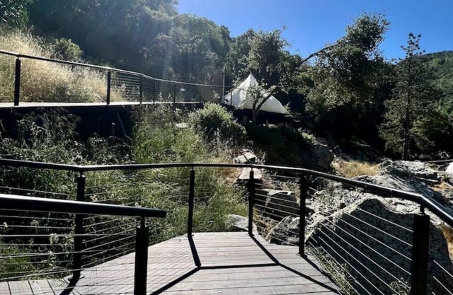 Paradise Ranch Inn- Mindful Tent: Glamping tent in Sequoia National Forest