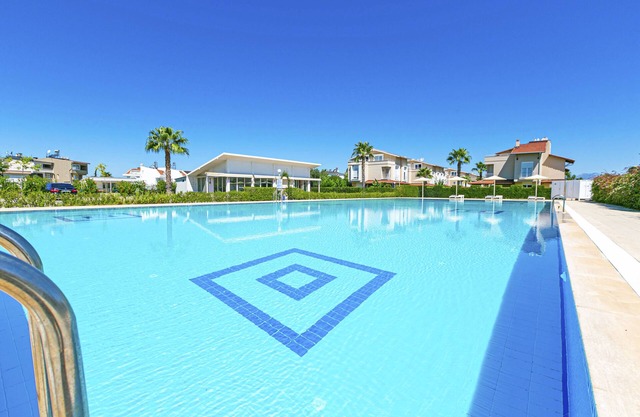 Paradise Town Villa Premium