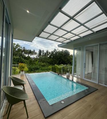 Paradise Villa - Private Pool & Tropical Garden - Heart of Thong Sala - 2BR & 4K Smart TV