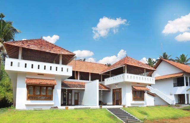 Paraikal Beach Resort