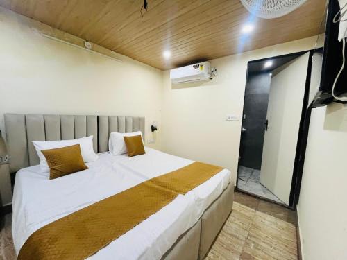 Param Residency 500 mtr from Ram Mandir
