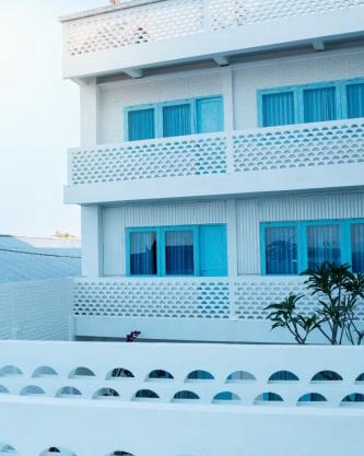 Paras Paros Marina Lodge