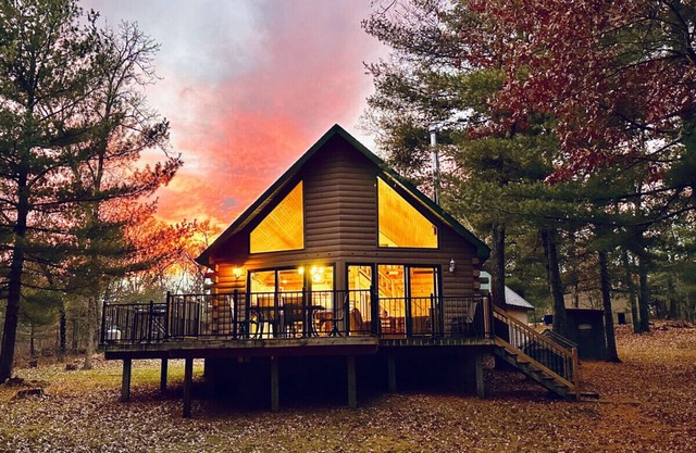 Pardun Rd · Quiet waterfront on Yellow River, lake access!