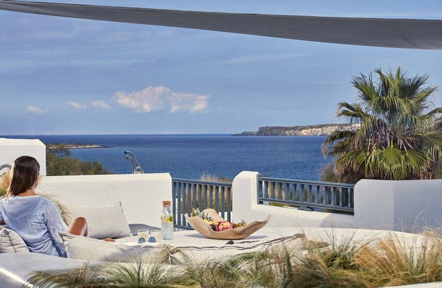 Parian Boutique Hotel