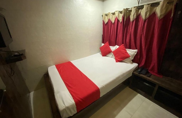 Paris Residency next to Dadar Railway Station