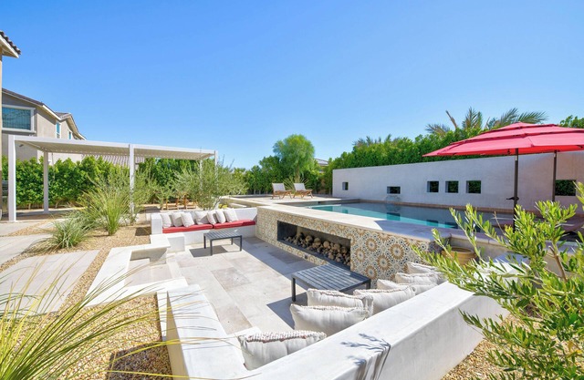 Park Cadiz - Professionally designed home close to festivals, tennis, and golf