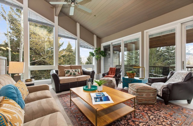Park City Luxury Home - Hot tub + Great for Groups!