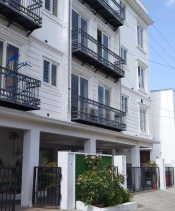 Park Luxury Serviced Apartments
