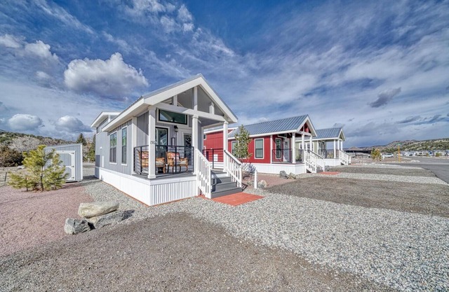 Cozy Cabin Near Arkansas River Frontage