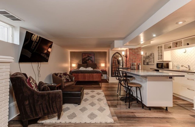 Parker House Suites