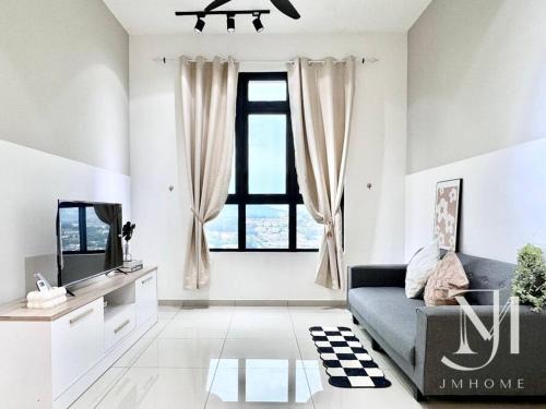 Parkland Batu11 2BR MRT Free Parking #22