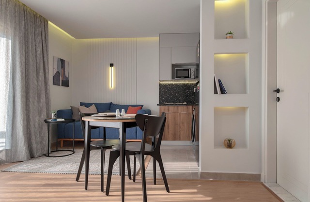 Parkside Boutique Furnished Apartments