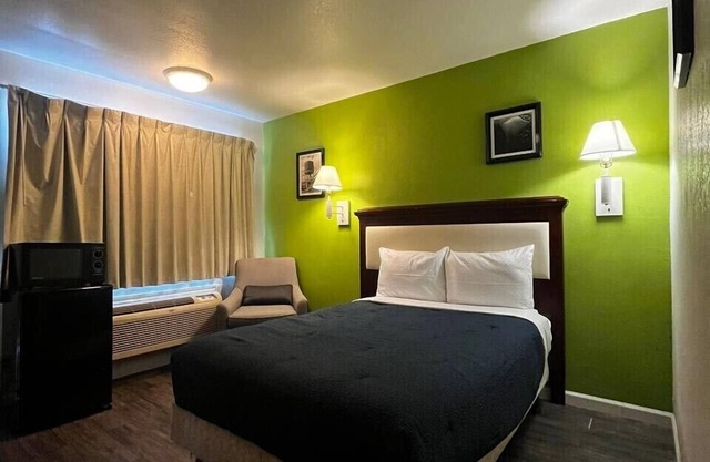 Parkside Inn by PHG - Sweetwater