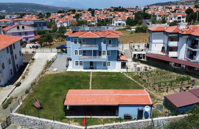 Parli Hotel