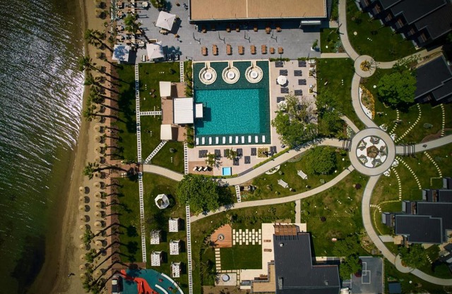 Parmos Otel