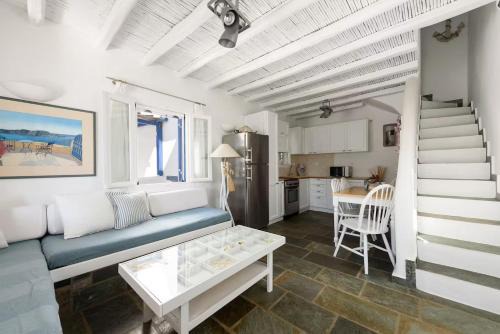 Paros 3 bedrooms Maisonette for 6 persons by MPS