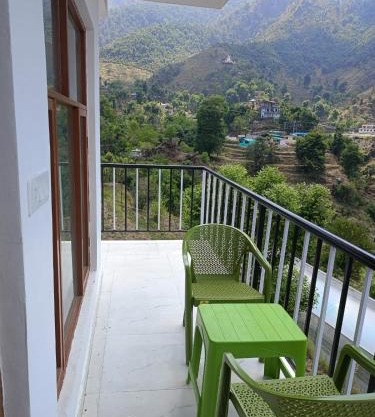 Parvatiya Homestay