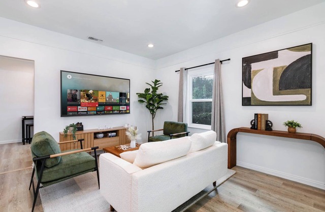 Pasadena Home - Near JPL/Rose Bowl/CalTech/PCC