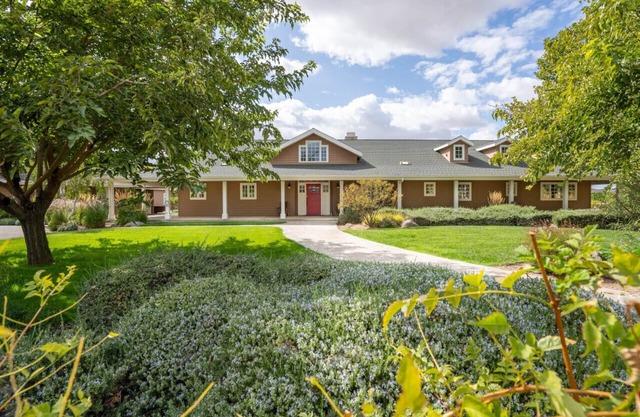 ¡TIEMPOS DIVERTIDOS! - Impresionante casa de rancho en expansión ubicada en la región vinícola de Paso Robles