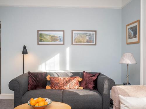Pass the Keys Brockley Victorian apartment train links London