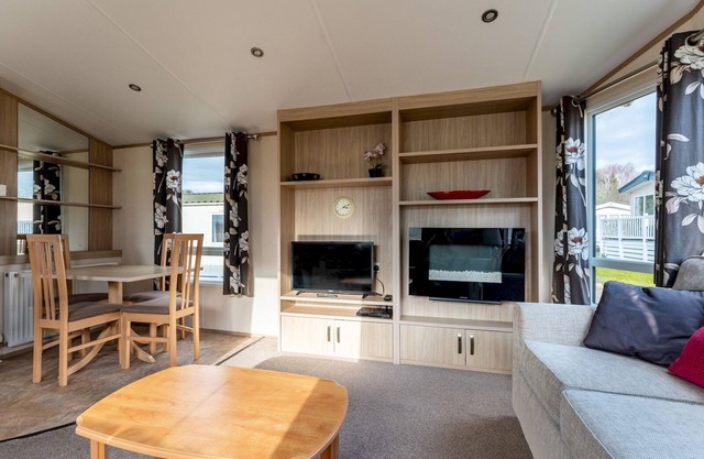 Pass the Keys | Wilksworth - Lovely 3 bedroom caravan in a perfect location