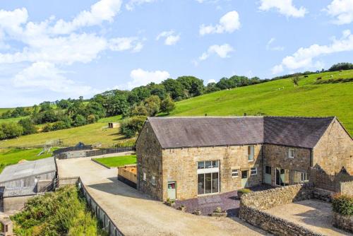 Pastures Barn