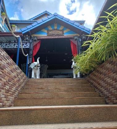Patong Sunbeach Mansion
