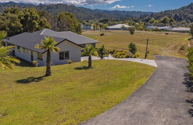 PAUANUI PINES - PAUANUI HOLIDAY HOME, family friendly in Pauanui
