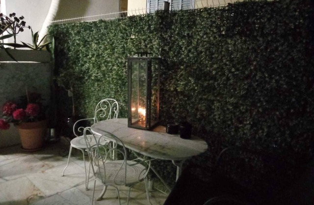 Pavillon Avec Terrasse