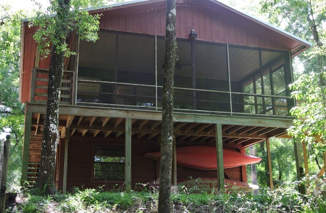 Lugar de Paw Paw en el río Suwannee cerca de Branford
