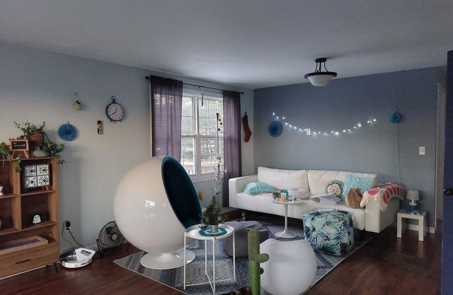 Peace, Cozy & Vibes - Island living w/ water views, trails & modern comforts