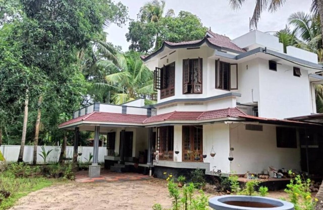 PEACE HOME STAY