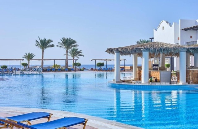 Peaceful Room Retreat with Access to 2 Swimming Pools 5 Min Walk to Dahab Beach