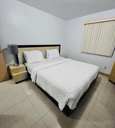 Peaceful 1 bedroom, 1 bathroom at Joe's Place