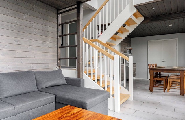 Peaceful 2BR Getaway Cabin at Riihivuori