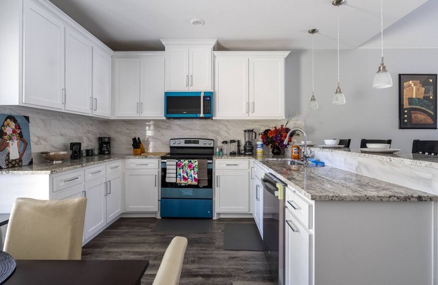 Peaceful 3 BD/2 Bath Family Perfect Getaway Home