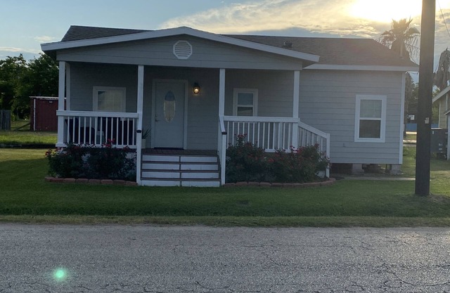 Peaceful 3BR house with a lot of space.